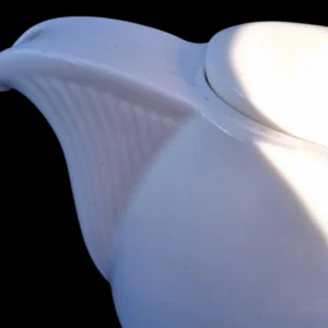 klassikaline valge portselanist teekann – elegantne ja stiilne gustavsberg