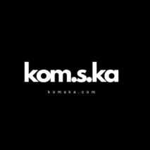 komska logo must
